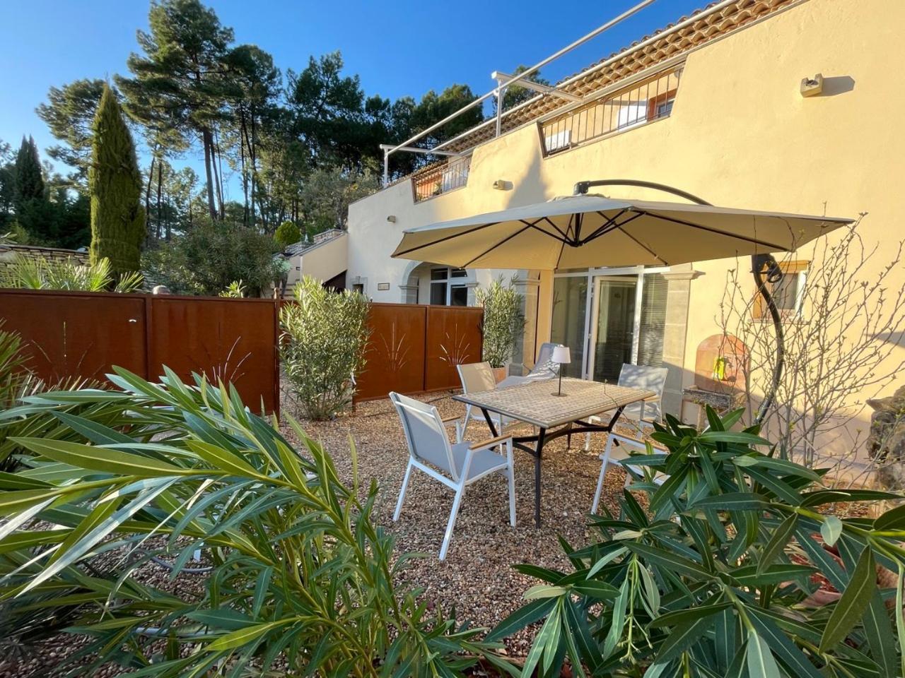 O Coeur Des Ocres Apartment Roussillon en Isere Exterior foto